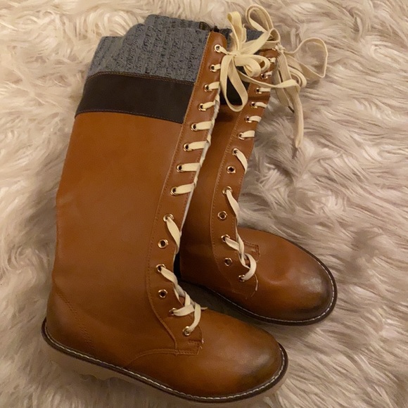 NEW Cognac Lace Up Boots - Picture 4 of 8